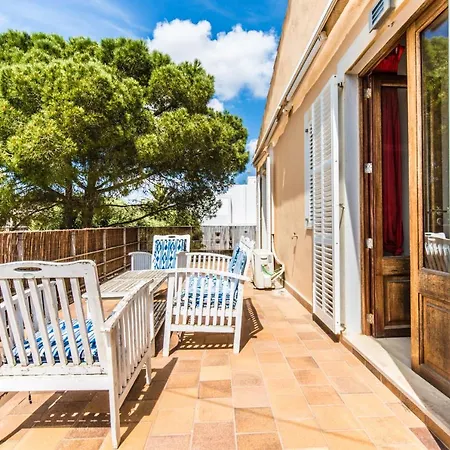 Con Piscina Cerca Del Mar En Villa *