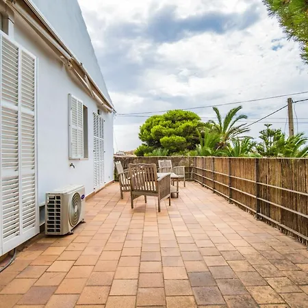 Con Piscina Cerca Del Mar En Villa Sa Rapita
